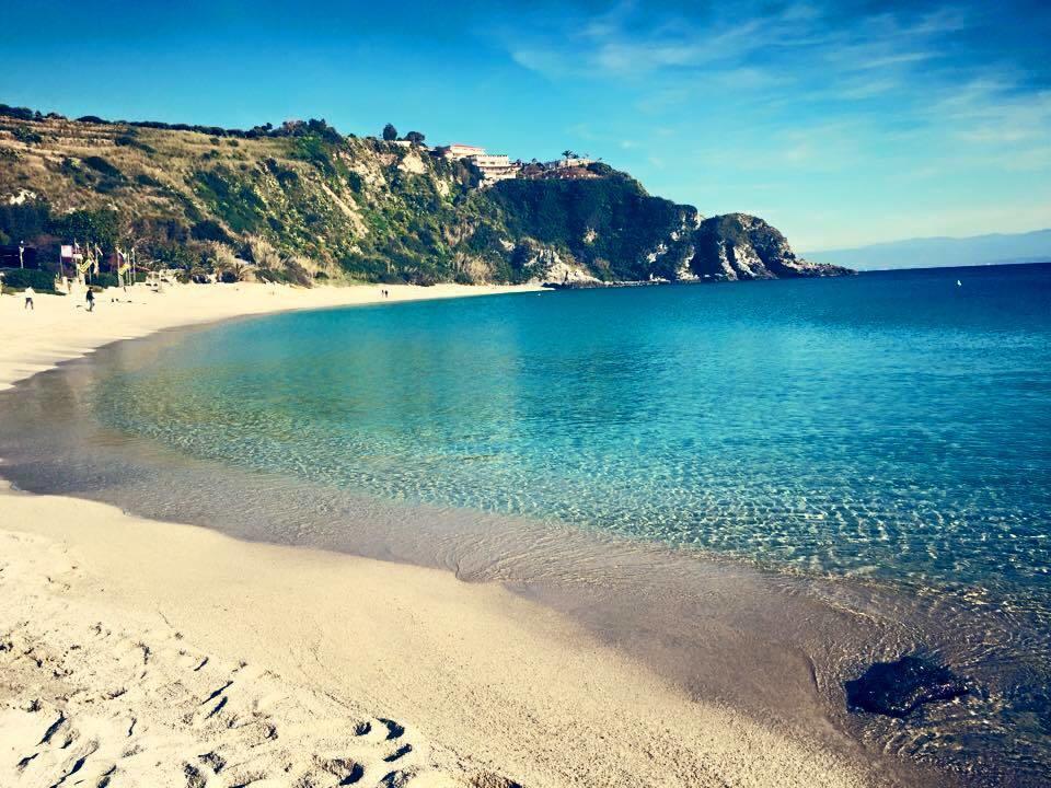 Borgo Di Riaci Beach Resort سانتا دومينيكا المظهر الخارجي الصورة
