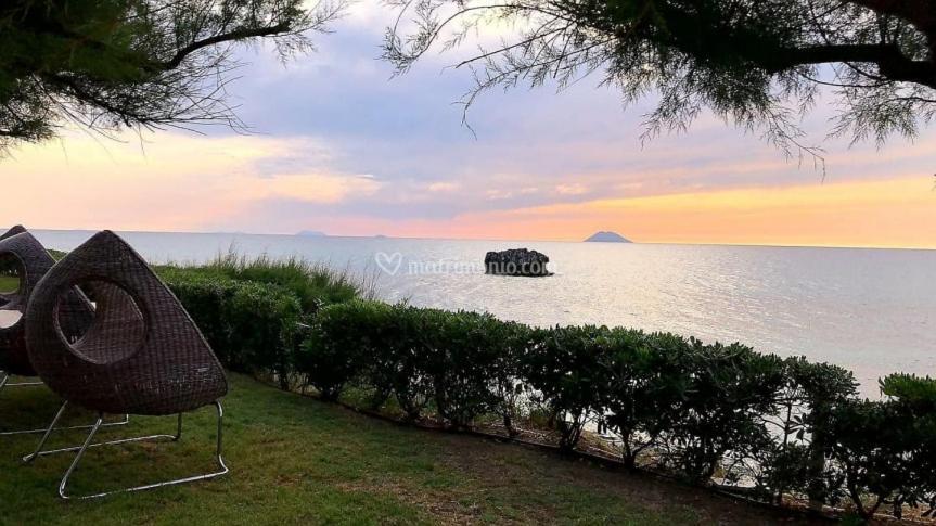 Borgo Di Riaci Beach Resort سانتا دومينيكا المظهر الخارجي الصورة
